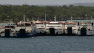 Imbas Gelombang Tinggi dan Angin Kencang, Penyeberangan Kapal Feri Rute Kupang-Sabu NTT Dibatalkan