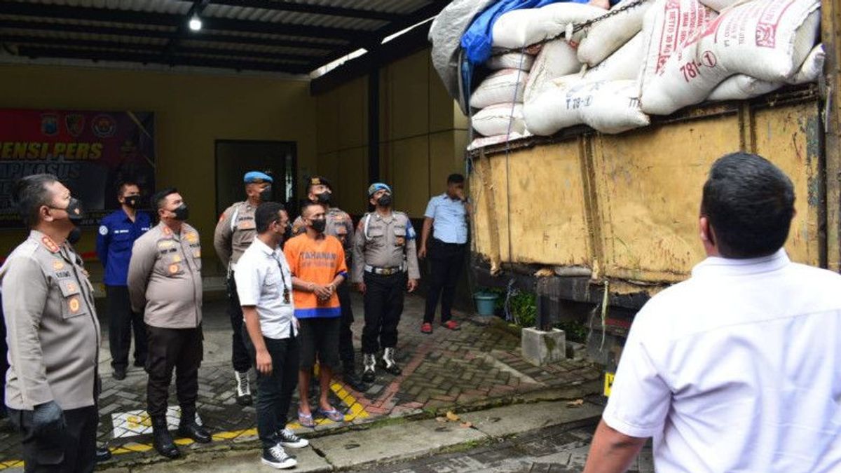 Perpetrators Of Subsidized Fuel Abuse In Sidoarjo Arrested, Trucks Contained 788 Liter Solar Disita