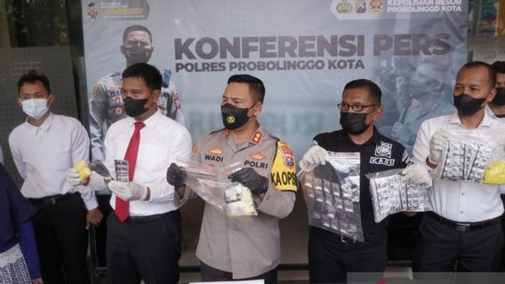 Tangkap 28 Orang Terlibat Kasus Narkotika, Polres Probolinggo Kota Sita 5.026 Butir Pil Trihexyphenidy dan Dextro