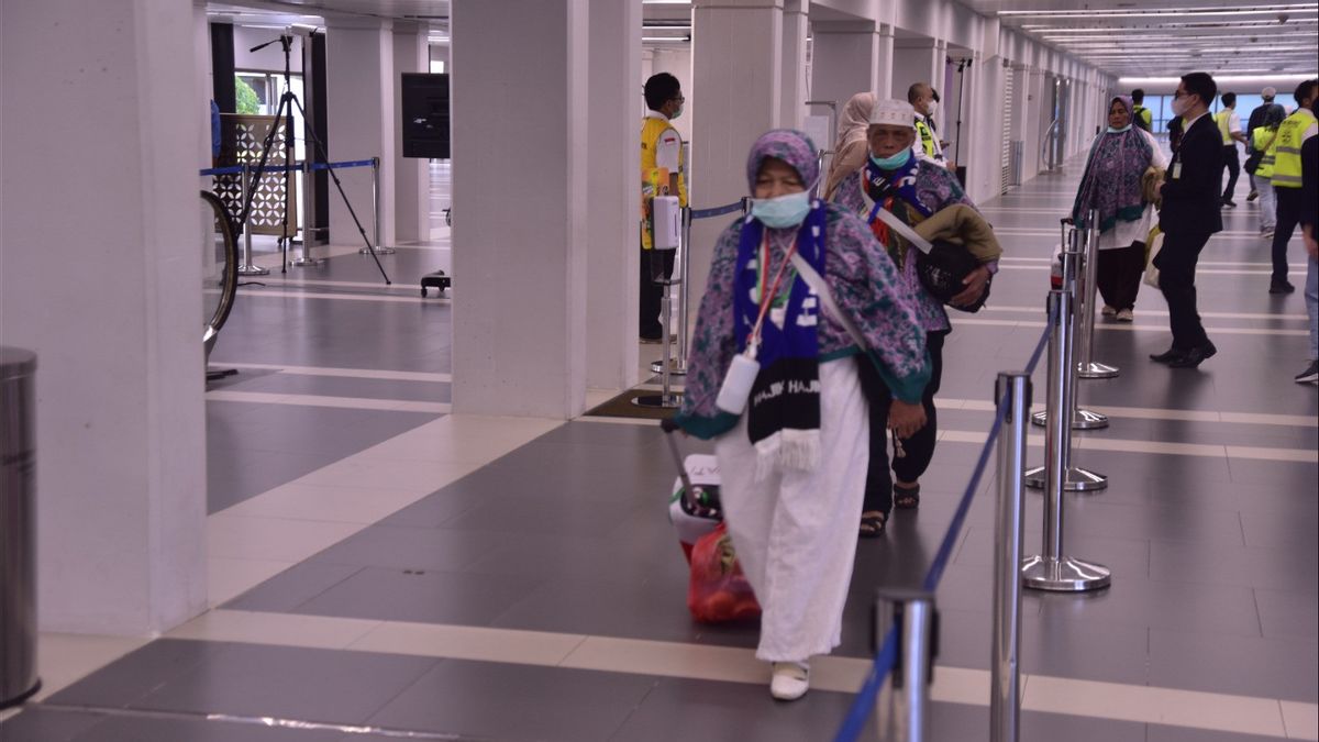 Group I Of Hajj Pilgrims Have Landed At Soekarno Hatta Airport Today
