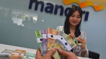 曼迪里银行声称为印尼价值 429 万亿印尼盾的 44% 出易提供便利