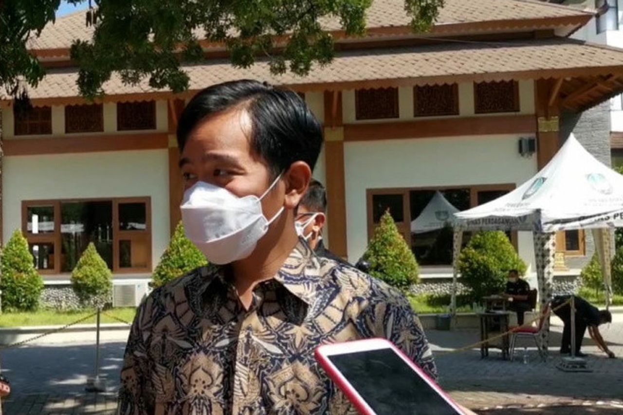 吉布兰承诺立即向受紧急 PPKM 影响的中小企业发放 500，000 卢比现金援助