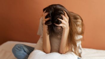 Apa yang Dialami Penderita Skizofrenia? Gangguan Mental Jangka Panjang dan Berbahaya