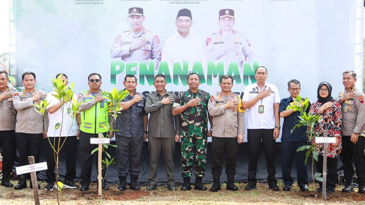 Di Hadapan Kapolri dan Menko PMK, Kapolda Jateng Jelaskan Penanaman Mangrove di Jawa Tengah Sejak 2021