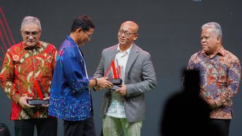 Ramon Armando jadi Pionir Solusi Keberlanjutan dan Kreativitas Lingkungan di IDeaward 2024