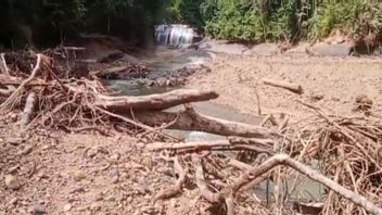 La destination touristique d'Aceh Tamiang est toujours paralysée après la catastrophe