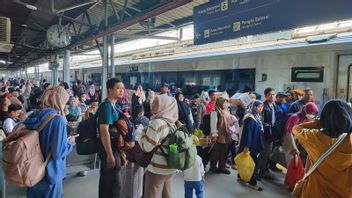 Puncak Arus Balik Libur Panjang Iduladha, KAI Catat Okupansi Capai 115 Persen