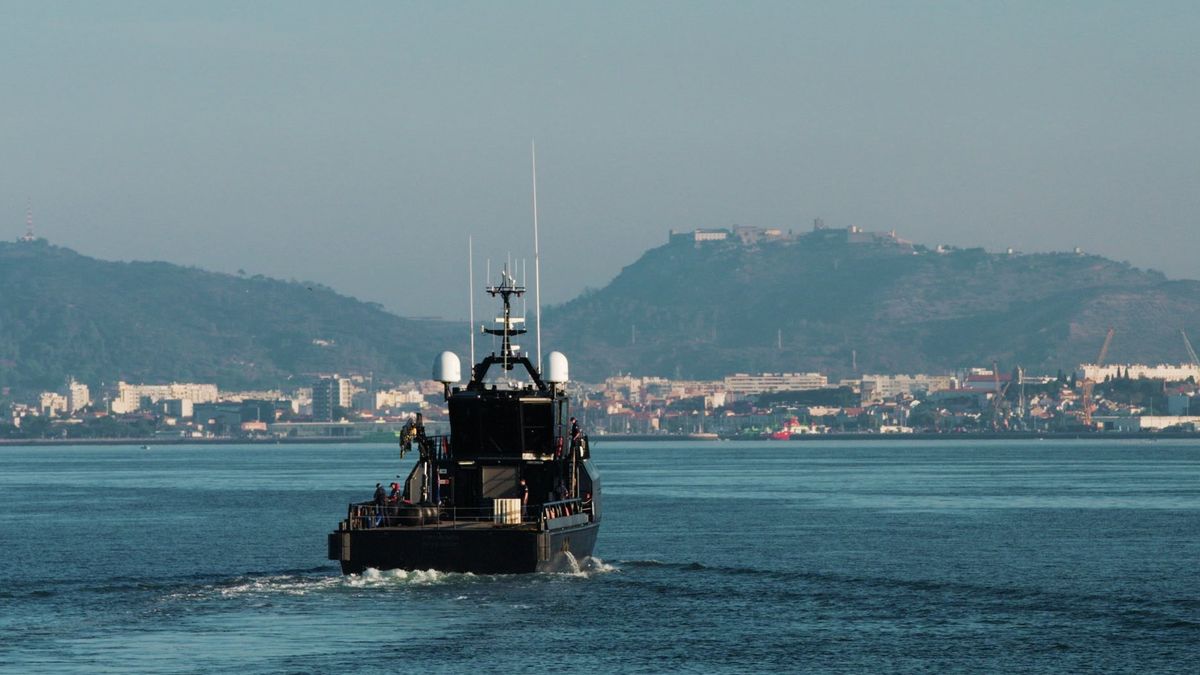 Angkatan Laut AUKUS Sukses Uji Coba Pengendalian Kapal dari Jarak Sejauh 10.000 Mil