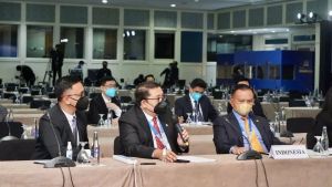 Delegasi Indonesia Usul Pembentukan Komite <i>Ad Hoc</i> untuk Mediasi Rusia dan Ukraina Pada Pertemuan ASEAN+3