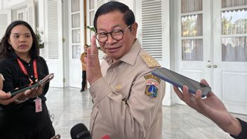 Pramono Akui Wacana Bolehkan Partai Beli Naming Right Halte di Jakarta Hanya Bercanda