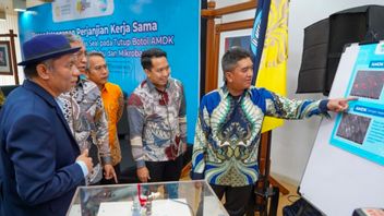 Menjaga Higienitas Air Minum, UI Teliti Efektivitas Segel Botol terhadap Kontaminasi Debu dan Mikroba