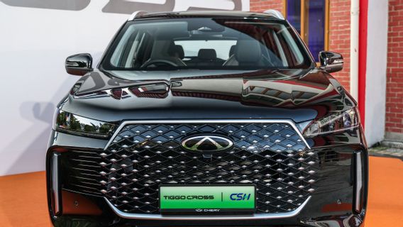 Chery Tiggo Cross Hybrid CSH يفتتح لأول مرة في البلدان المجاورة ، ويبدأ السعر بمبلغ 380 مليون روبية إندونيسية