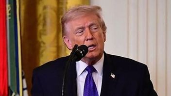 Trump Warns of Attacks on Power Plants and Bridges in Iran