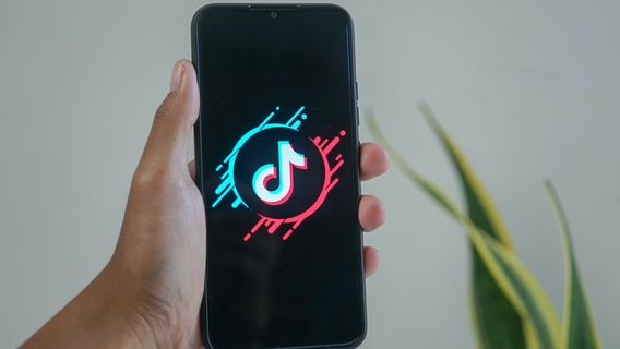 TikTok تقدر منشئي المحتوى من خلال إطلاق ميزة ائتمانات الفيديو