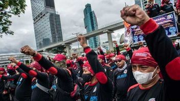 Demo Besar-besaran Buruh di Gedung DPR, 1.623 Personel Pengamanan Diterjunkan