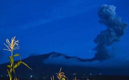 KPU Ungkap 543 Pemilih Pilkada Sumbar Ada di Zona Erupsi Gunung Marapi