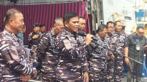 TNI Incar Kapal Induk Angkatan Laut Italia Perkuat Pertahanan RI