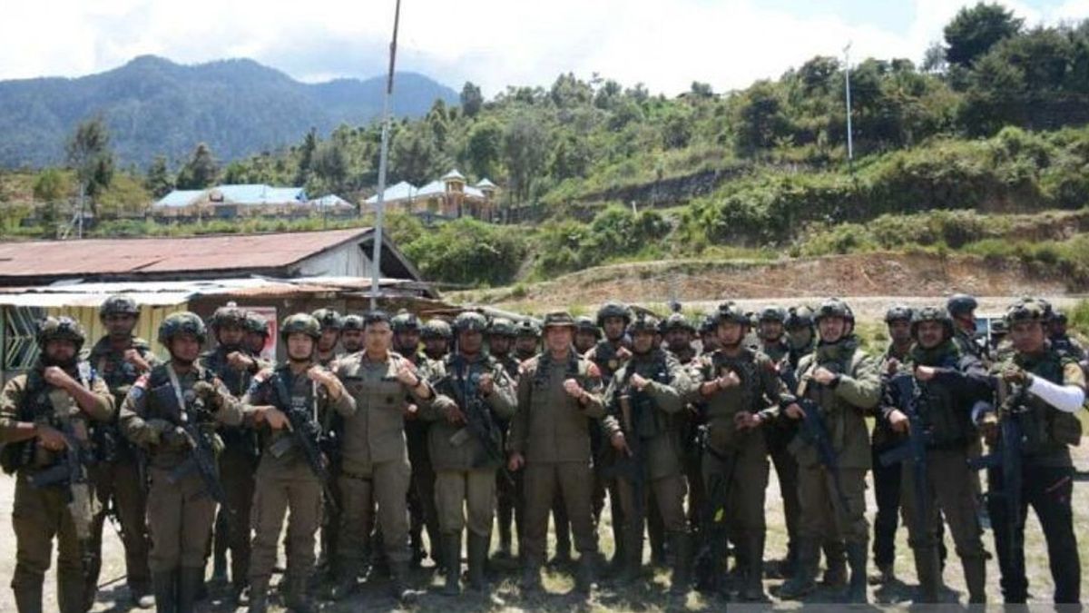 Involved In The Murder Of TNI Members, Cartenz Peace Task Force Arrests 2 KKB Members