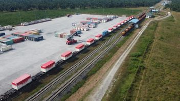 Supplying Sugar And Cooking Oil To Eastern Indonesia Via The Sea Toll Road, ID Food Collaborates With The Ministry Of Transportation