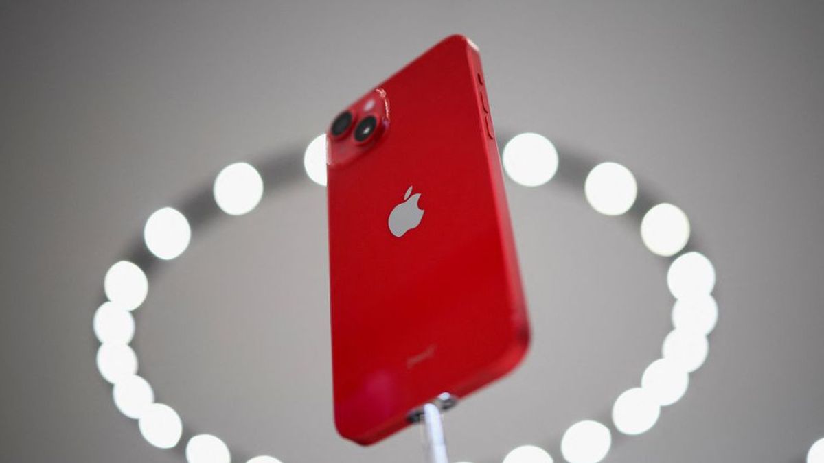 埃隆·马斯克和苹果“窃窃私语”，以便最新的iPhone可以使用星链卫星
