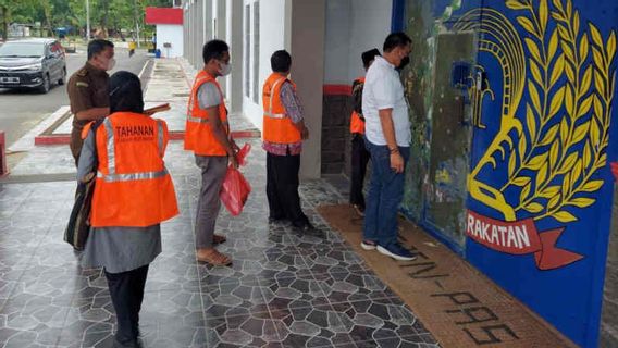 Terlibat Korupsi Makan Minum Program Rumah Santri Tahfidz, Kejari Indramayu Resmi Menahan 4 Tersangka Ini