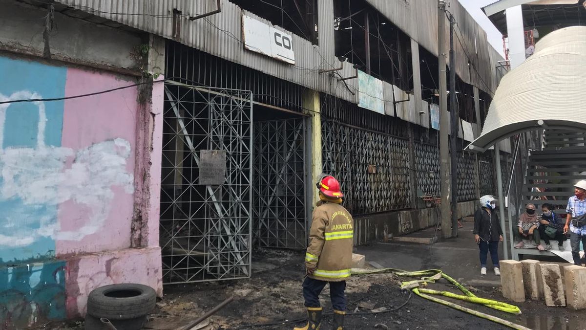 Sejumlah Ruko di Senen Terbakar Imbas Kerusuha, Anies Beri Bantuan Pinjaman Modal Usaha