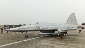 Diduga Tabrakan di Udara, Dua Jet Tempur Taiwan Jatuh ke Laut