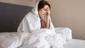 6 Penyebab Sering Bangun Jam 3 Pagi dan Caranya Mengatasi