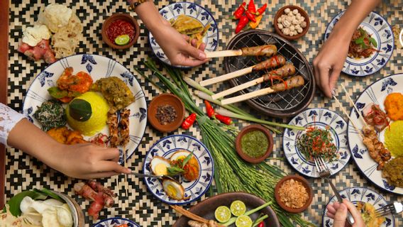 Ayam Goreng hingga Sambal Tempong, Kuliner Lokal Ini Paling Banyak Dipesan di Aplikasi Pesan Antar Makanan
