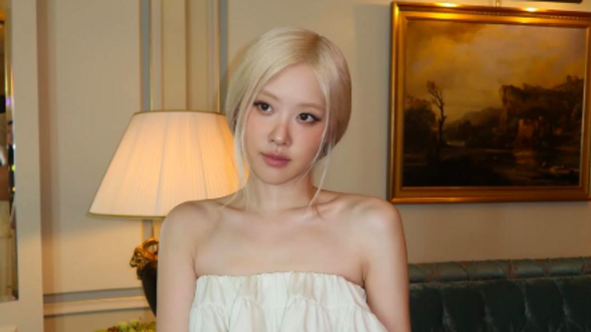 Rose BLACKPINK est la plus belle femme de 2025, l'Indonesian est représenté par Fuji et Carmen H2H