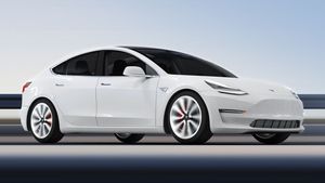 Berita Otomotif: Mobil Ngerem Sendiri, Otoritas Jalan Raya AS Kembali Obok-Obok Tesla
