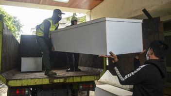 DKI 省政府在佩坦布兰 TPU 提供免费 COVID-19 棺材