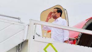 Pujian Jokowi untuk Ganjar Pranowo: Terima Kasih Pak Gubernur, Capaian Vaksin Jateng Sudah Tinggi