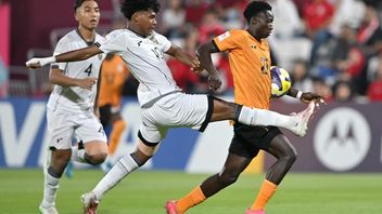 مشجعو المنتخب الوطني الإندونيسي في كأس العالم تحت 17 سنة 2025 للمدربين الزامبيين للإعجاب
