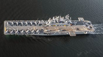 Hormuz Strait blockade, 15 US warships on alert in the Middle East