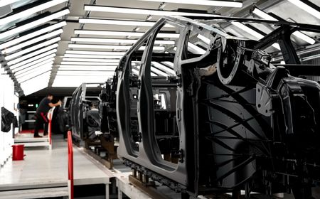 Pakai Baterai LFP China, Tesla Terpaksa Hentikan Produksi Model 3 Varian Terjangkau di AS