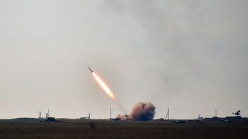 Serangan Drone Rusia Membakar Gedung-Gedung di Zaporizhzhia Ukraina
