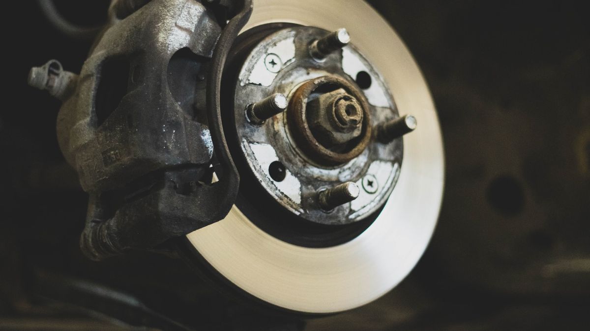 Getting To Know The Car Tromol Brake Component And How It Works