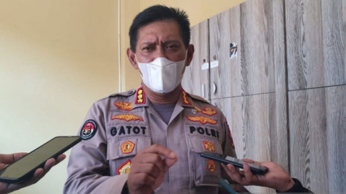 East Java Police Explores Motives For Stop Uploading COVID-19 News