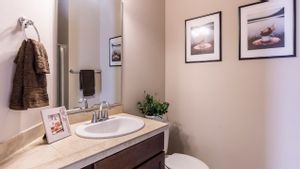 8 Inspirasi Dekorasi Dapur dan Kamar Mandi dengan Sentuhan Seni