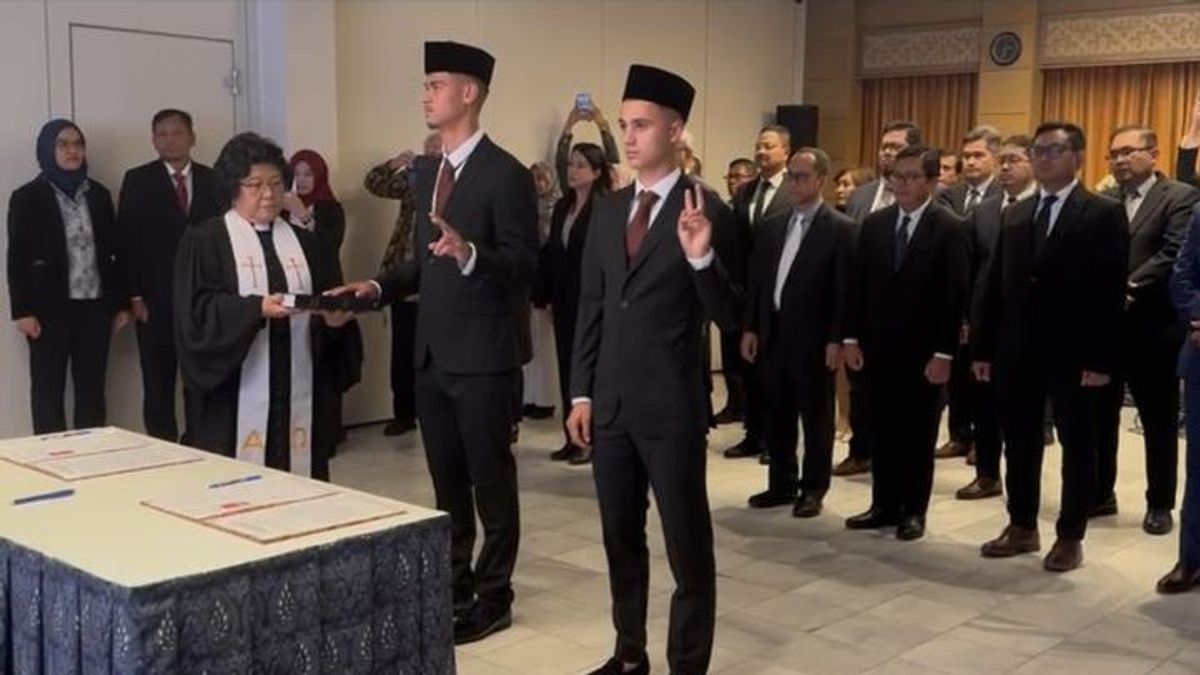 Complete Naturalization, Eliano Reijnders And Mees Hilgers Officially Become Indonesian Citizens