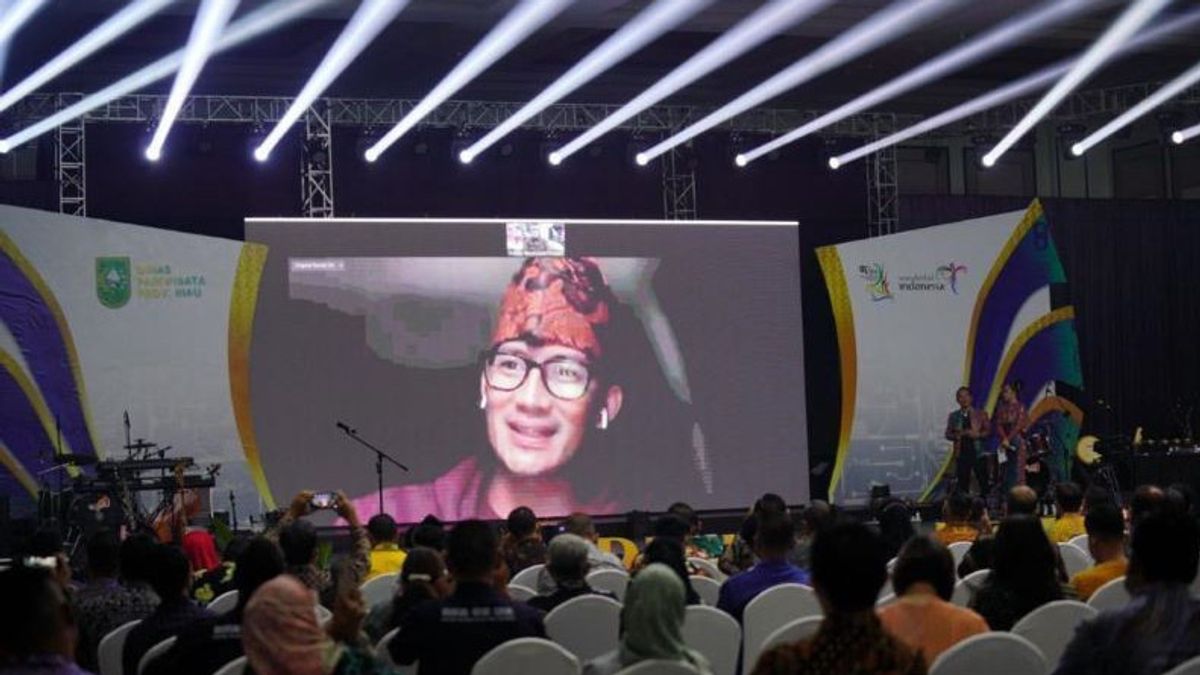 Riau Governor Asks Menparekraf Sandiaga To Open Pekanbaru-Malaysia Entrance