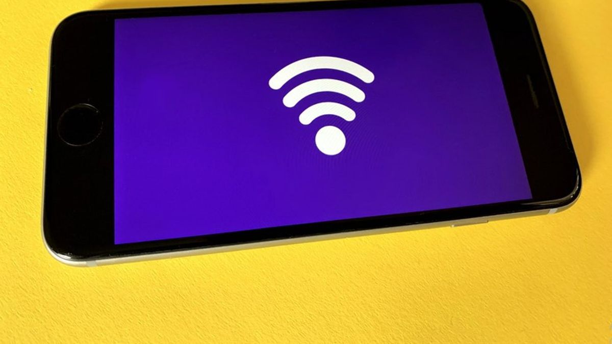 How To Share WiFi Passwords From Your IPhone And Android