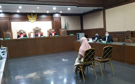 Penampilan Jaksa Pinangki Berubah Total Ketika Menjalani Persidangan