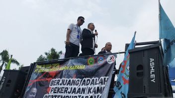 Sufmi Dasco Ahmad Participates In Oration At The Michelin Factory Urges Employees To Re-lay