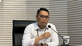 d’ex-président de la DPRD, Jatim Kusnadi, dans le cas du fonds de subvention du gouvernement provincial de Jatim