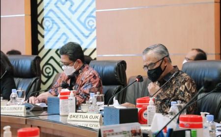 Mengadu ke Mahfud MD, Ketua OJK Wimboh Santoso Wanti-Wanti Pinjol Legal Berikan Bunga Rendah ke Nasabah