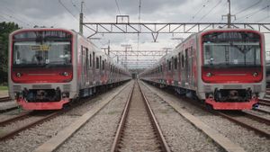 KRL Baru Produksi INKA Beroperasi di Lintas Bogor Mulai Hari Ini