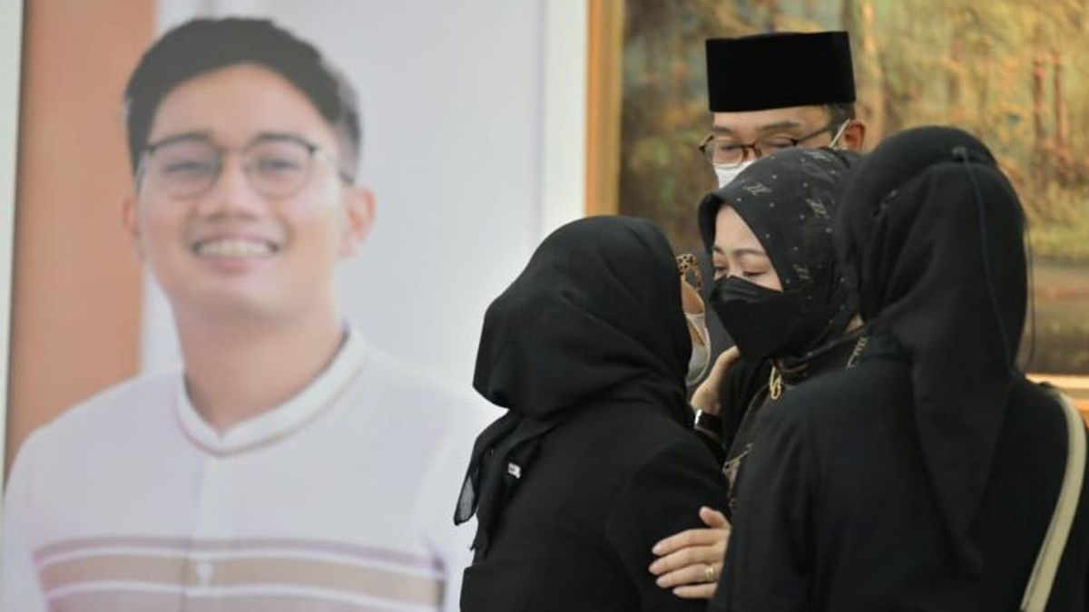 Istri Ridwan Kamil: A Eril Ditemukan dalam Keadaan Bersih, Tampan, dan Tersenyum