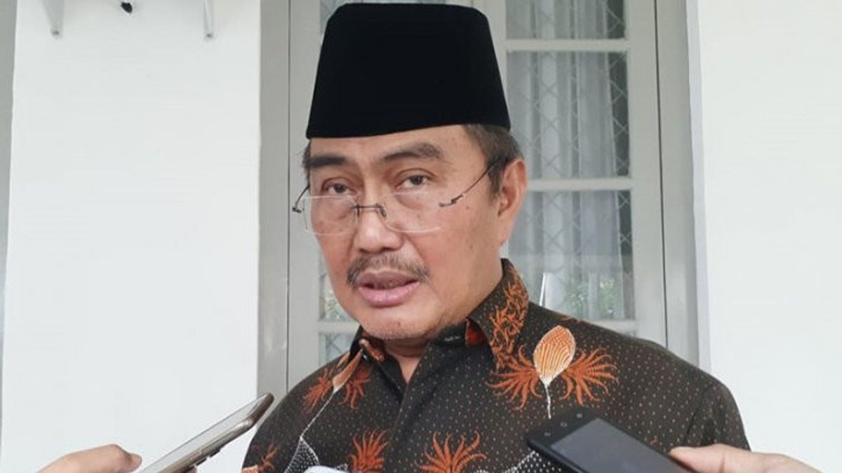 جيملي أشيديكي يقول إن إندونيسيا بحاجة إلى تطوير دراسات وأفكار الشخصيات الوطنية